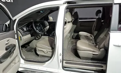 Kia Canival 2017, 250395 км, за 13000000 KRW - фото 10