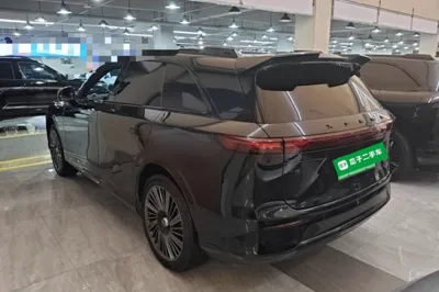 Xpeng G9 2024, 29500 км, за 204204.2 CNY