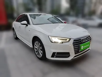 Audi A4L 2019, 110399 км, за 93893.55 CNY
