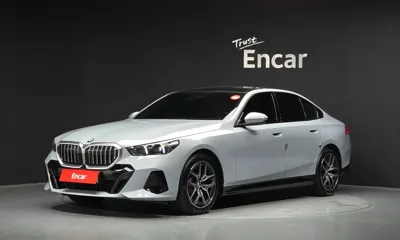 BMW 5-Series · 2026 год