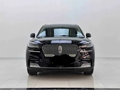 Lincoln Aviator 2021, 59800 км, за 209899 CNY