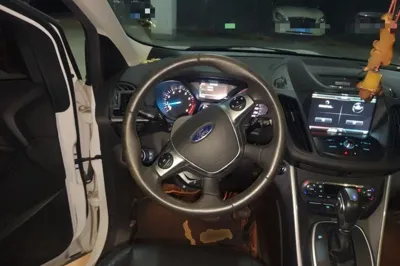 Ford Kuga 2015, 92900 км, за 41548.25 CNY - фото 7