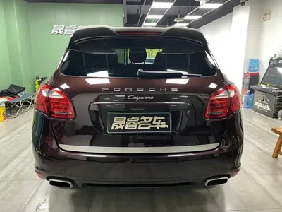 Porsche Cayenne 2014, 140000 км, за 115000 CNY