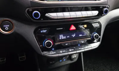 Hyundai Ioniq 2017, 120273 км, за 11290000 KRW - фото 17