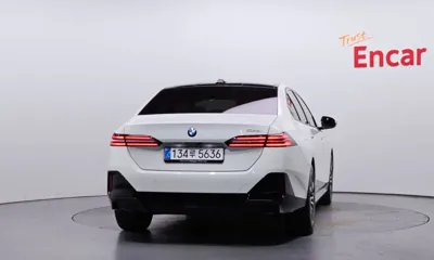 BMW 5-Series 2025, 2647 км, за 67900000 KRW - фото 4