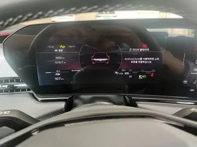 Audi A6 e-tron 2025, 3050 км, за 79000000 KRW - фото 3