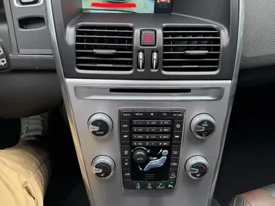 Volvo XC60 2016, 112000 км, за 53500 CNY - фото 14