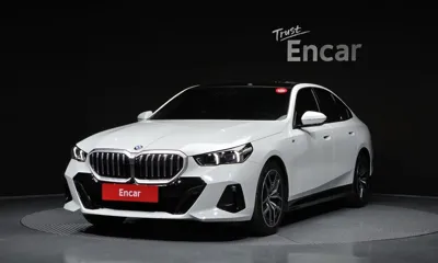 BMW 5-Series · 2025 год
