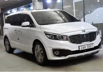 Kia Canival · 2015 год