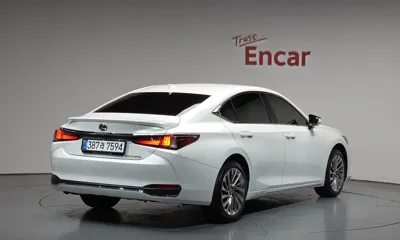 Lexus ES 2026, 490 км, за 65900000 KRW