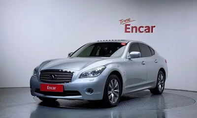 Infiniti Q70 · 2014 год