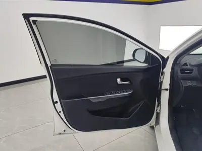 Kia K2 2015, 87800 км, за 16299 CNY - фото 7