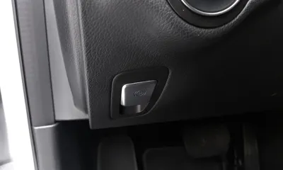 Mercedes-Benz C-Class 2019, 83966 км, за 17500000 KRW - фото 16