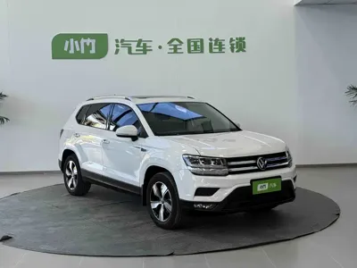 Volkswagen Tharu 2022, 36000 км, за 119000 CNY
