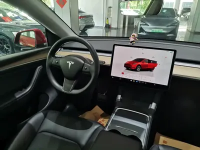 Tesla Model Y 2022, 61800 км, за 155800 CNY - фото 17