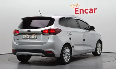 Kia Carens 2017, 133095 км, за 8700000 KRW - фото 2