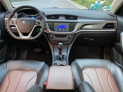 Geely Emgrand 2017, 55000 км, за 22799 CNY - фото 10