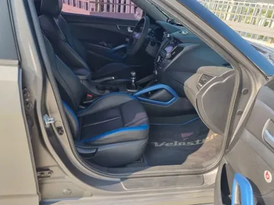 Hyundai Veloster 2015, 82829 км, за 5500000 KRW - фото 17