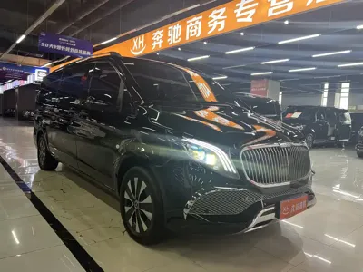 Mercedes-Benz Vito · 2023 год