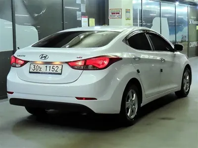 Hyundai Avante 2015, 42609 км, за 6990000 KRW