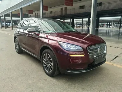 Lincoln Corsair 2022, 66500 км, за 92100 CNY - фото 4