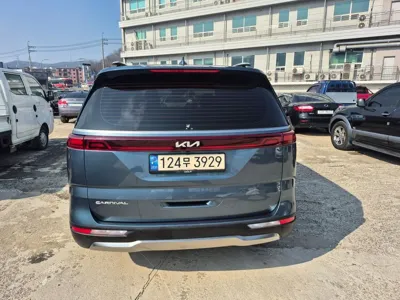 Kia Canival 2022, 38336 км, за 28000000 KRW