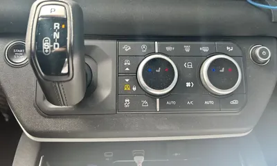 Land Rover Defender 2023, 20900 км, за 78000000 KRW - фото 8