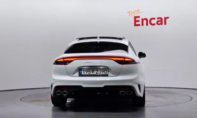 Kia Stinger 2023, 58878 км, за 27000000 KRW