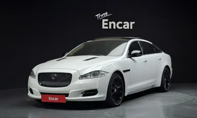 Jaguar XJ · 2011 год