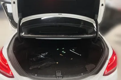 Mercedes-Benz C-Class 2016, 88100 км, за 95416.3 CNY - фото 16