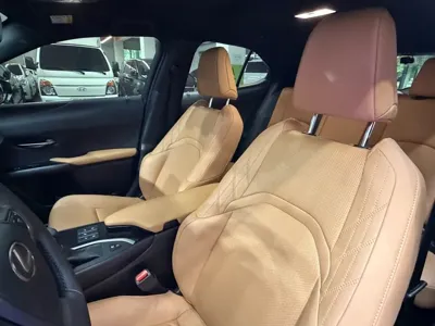 Lexus UX 2024, 42679 км, за 34000000 KRW - фото 8