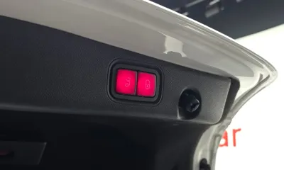 Mercedes-Benz E-Class 2019, 82987 км, за 26390000 KRW - фото 20