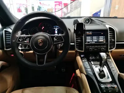 Porsche Cayenne 2015, 90000 км, за 178000 CNY - фото 12