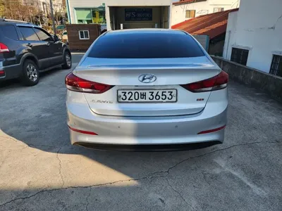 Hyundai Avante 2017, 132524 км, за 6900000 KRW - фото 5