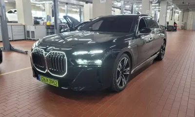 BMW 7-Series · 2026 год