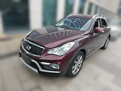 Infiniti QX50 2017, 157100 км, за 43800 CNY