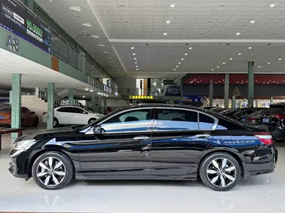 Honda Accord 2016, 95000 км, за 52800 CNY - фото 15