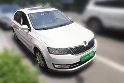 Skoda Rapid 2016, 105200 км, за 22459.64 CNY