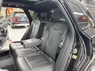 Audi Q5L 2024, 7000 км, за 218500 CNY - фото 12