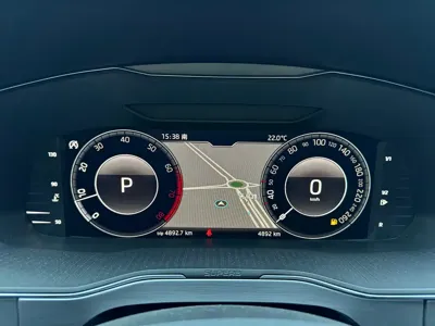 Skoda Superb 2023, 4800 км, за 162800 CNY - фото 10
