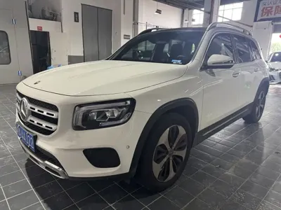 Mercedes-Benz GLB · 2023 год