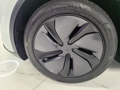 Tesla Model Y 2026, 100 км, за 284794.13 CNY - фото 11