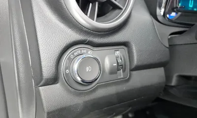 ChevroletGMDaewoo Trax 2015, 109197 км, за 4000000 KRW - фото 19