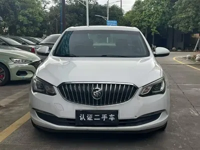 Buick Excelle 2015, 129000 км, за 14800 CNY