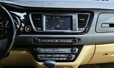 Kia Canival 2017, 140736 км, за 14900000 KRW - фото 14
