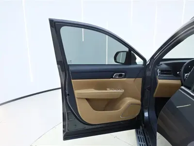 Li Auto Li ONE 2021, 80700 км, за 106000 CNY - фото 17