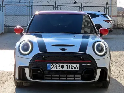 MINI Cooper · 2024 год