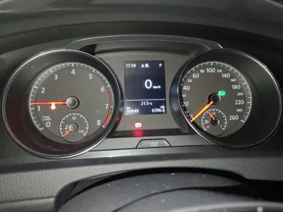 Volkswagen Golf 2019, 89800 км, за 58791.62 CNY - фото 12