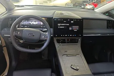 GAC Trumpchi Xiangwang M8 2025, 13000 км, за 313624.57 CNY - фото 17