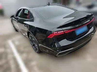 Audi A7L 2025, 7000 км, за 355300 CNY - фото 9